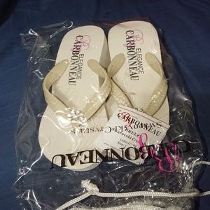 Elegance Carbonneau wedges